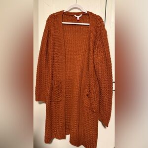 No Boundaries Women's Open Front Cardigan - Rust Orange
